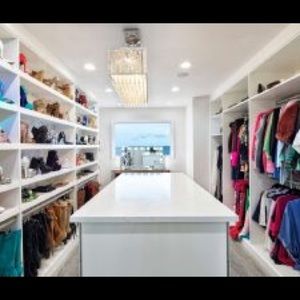 Meet your Posher, Aliesa